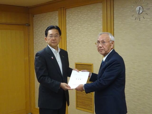 写真：岩手県私学団体連盟知事要望