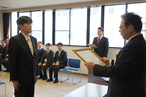写真:表彰式1