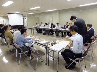 写真：会議の様子