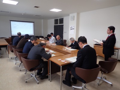 写真:愛称選考会の様子