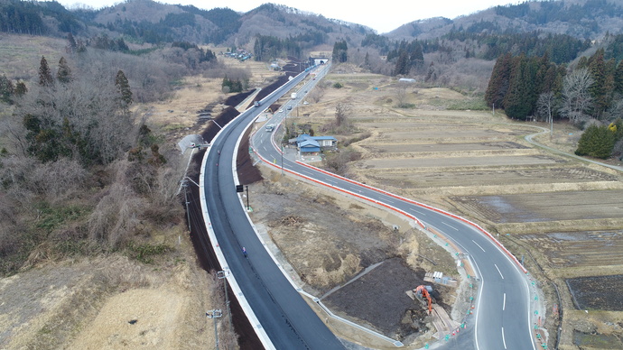 梁川～口内工区の起点側工事状況	