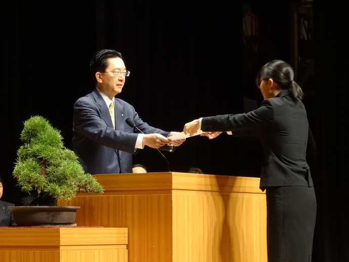平成31年度岩手県職員新規採用者辞令交付