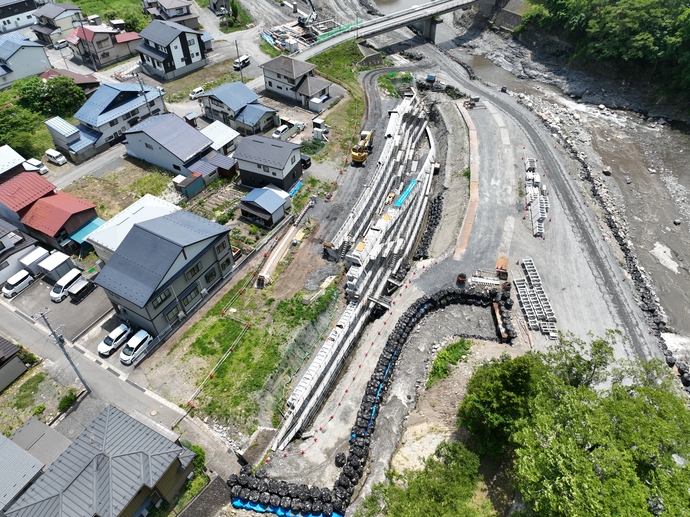 写真:小本川 市街地工区2