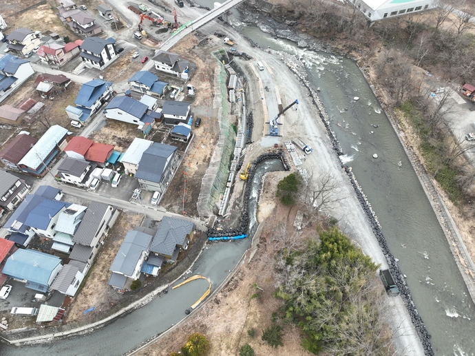 写真:小本川 市街地工区1