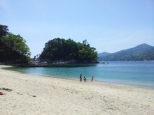 荒神海水浴場から見る海の景観