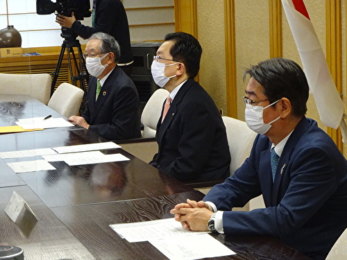 写真：会議の様子2