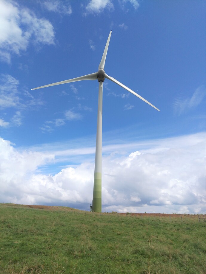 稲庭高原風力発電所の風車