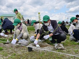 写真：植樹行事3