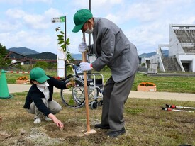 写真：植樹行事4