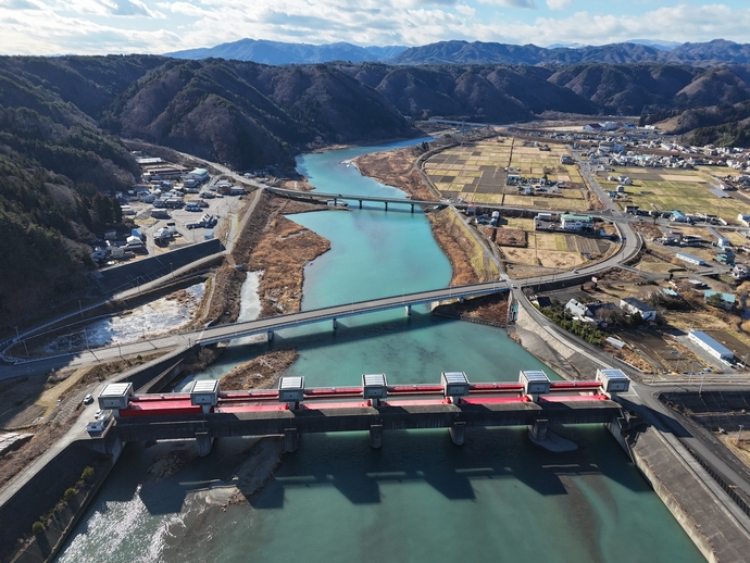 【令和7年4月18日掲載】平成28年台風第10号豪雨災害に伴う岩泉町小本川の改良復旧工事の状況を、現地の写真でお知らせします！