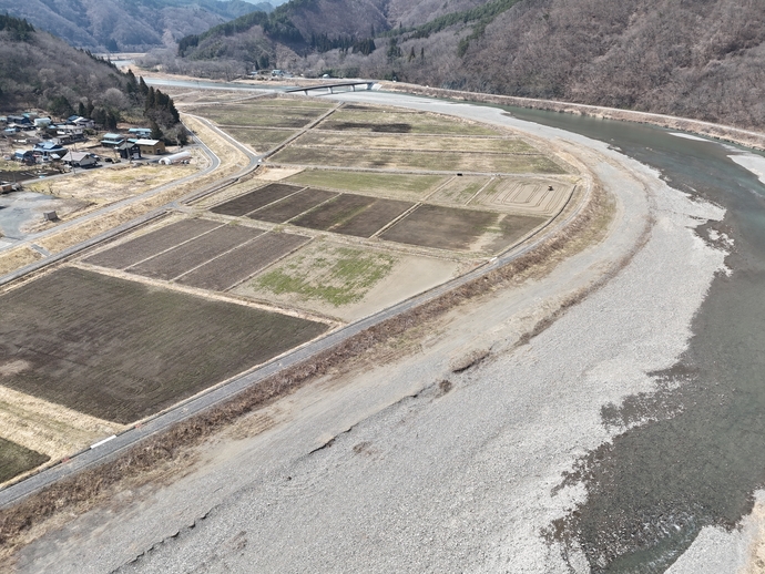 【令和7年4月22日掲載】平成28年台風第10号豪雨災害に伴う岩泉町小本川の改良復旧工事の状況を、現地の写真でお知らせします！
