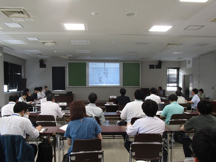 講演