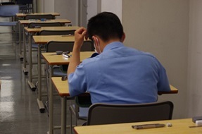 写真:前期試験13