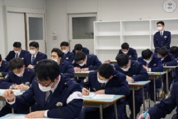 写真:卒業試験3