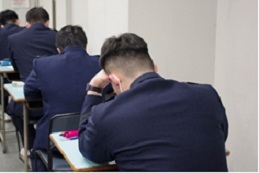 写真:卒業試験6