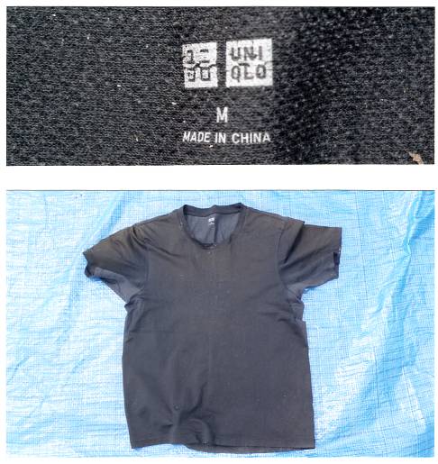 写真:黒色Tシャツ